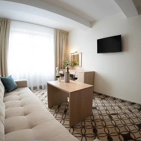 Grand - Adults Only Tatil parkı