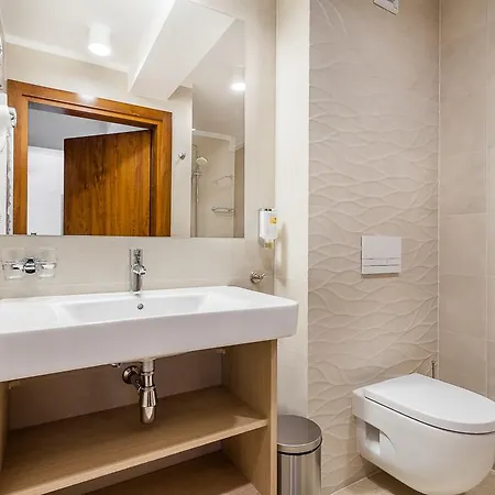 Grand - Adults Only Tatil parkı